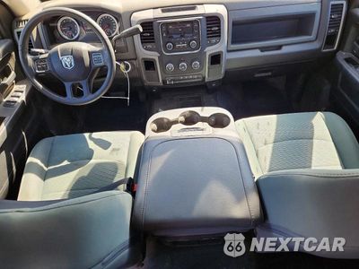 Zdjęcie 8 z 12 samochodu: 2018 RAM 3500 ST VIN:3C63RRGL6JG339258 - miniatura