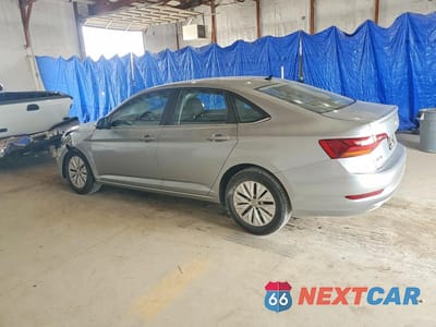 Drugie zdjęcie samochodu z przodu: 2019 VOLKSWAGEN JETTA S VIN:3VWC57BU8KM199075 - miniatura