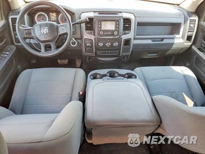 Zdjęcie 8 z 12 samochodu: 2016 RAM 1500 ST VIN:1C6RR7FT1GS105062 - miniatura