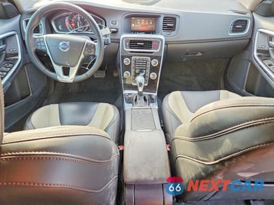 Zdjęcie 8 z 13 samochodu: 2016 VOLVO S60 CROSS COUNTRY T5 VIN:YV4612UMXG2001278 - miniatura