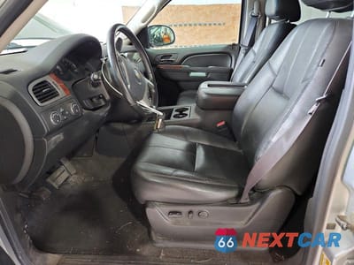 Zdjęcie 7 z 12 samochodu: 2012 CHEVROLET TAHOE K1500 LT VIN:1GNSKBE04CR311316 - miniatura