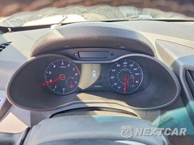Zdjęcie 9 z 12 samochodu: 2016 HYUNDAI VELOSTER TURBO VIN:KMHTC6AE3GU285504 - miniatura