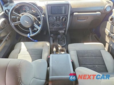 Zdjęcie 8 z 12 samochodu: 2009 JEEP WRANGLER UNLIMITED X VIN:1J8GA39159L729558 - miniatura