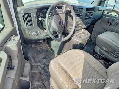 Zdjęcie 8 z 12 samochodu: 2025 GMC SAVANA G2500 VIN:1GTW7AFP1S1153547 - miniatura