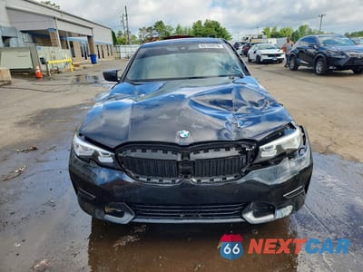 Piąte zdjęcie samochodu w środku: 2019 BMW 330I VIN:WBA5R1C54KAK06392 - miniatura