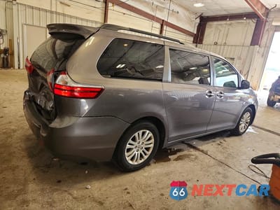 Trzecie zdjęcie samochodu z tyłu: 2015 TOYOTA SIENNA XLE 8-PASSENGER VIN:5TDYK3DC7FS590139 - miniatura