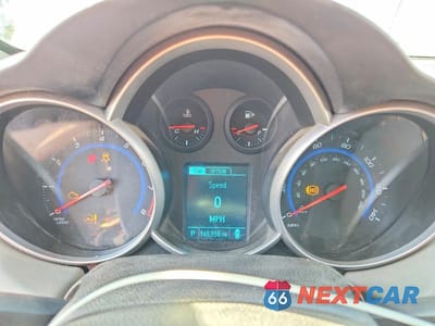Zdjęcie 9 z 12 samochodu: 2015 CHEVROLET CRUZE LS VIN:1G1PA5SG4F7295583 - miniatura