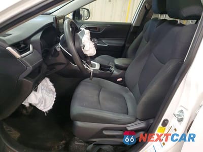 Zdjęcie 7 z 14 samochodu: 2019 TOYOTA RAV4 LE VIN:JTMF1RFV4KD019029 - miniatura