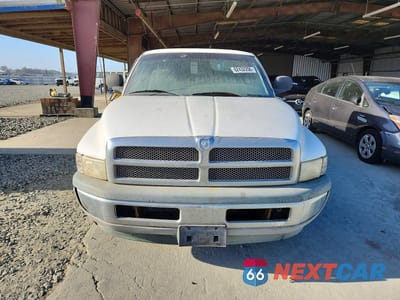 Piąte zdjęcie samochodu w środku: 1998 DODGE RAM 2500 VIN:3B7KC22D7WG155872 - miniatura