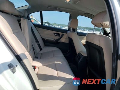 Zdjęcie 10 z 13 samochodu: 2011 BMW 328 I VIN:WBAPH7C54BE681905 - miniatura
