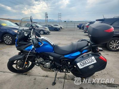 Trzecie zdjęcie samochodu z tyłu: 2015 SUZUKI DL650 A VIN:JS1VP56A5F2101606 - miniatura