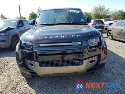 Piąte zdjęcie samochodu w środku: 2022 LAND ROVER DEFENDER 110 X-DYNAMIC HSE VIN:SALE3ERU4N2063543 - miniatura