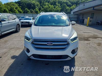 Piąte zdjęcie samochodu w środku: 2017 FORD ESCAPE TITANIUM VIN:1FMCU9J98HUE21600 - miniatura