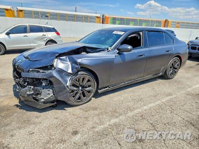 2025 BMW 740 I WBA23EH0XSCU82136 - główne zdjęcie licytacji z USA - miniatura