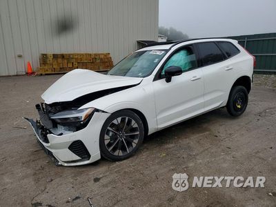 2026 VOLVO XC60 PLUS YV4M12RC8T1492294 - główne zdjęcie licytacji z USA - miniatura