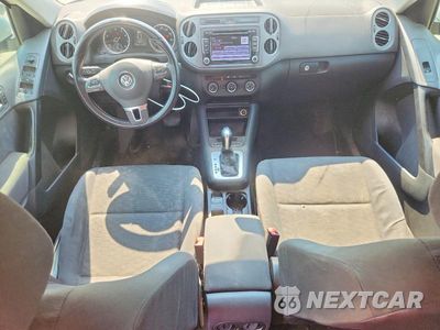 Zdjęcie 8 z 13 samochodu: 2015 VOLKSWAGEN TIGUAN S VIN:WVGAV7AX2FW552028 - miniatura