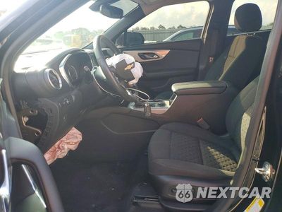Zdjęcie 7 z 13 samochodu: 2021 CHEVROLET BLAZER 2LT VIN:3GNKBCRS8MS549220 - miniatura