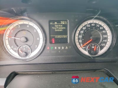 Zdjęcie 9 z 12 samochodu: 2021 RAM 1500 CLASSIC TRADESMAN VIN:1C6RR7FG4MS566870 - miniatura