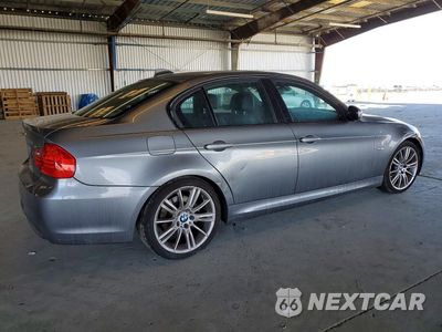 Trzecie zdjęcie samochodu z tyłu: 2010 BMW 328 I VIN:WBAPH7G55ANM53971 - miniatura