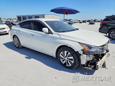 Czwarte zdjęcie samochodu z boku: 2020 NISSAN ALTIMA S VIN:1N4BL4BVXLC219038 - miniatura