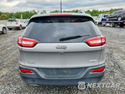 Zdjęcie 6 z 13 samochodu: 2015 JEEP CHEROKEE LATITUDE VIN:1C4PJMCS0FW758250 - miniatura