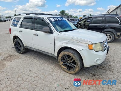 Czwarte zdjęcie samochodu z boku: 2009 FORD ESCAPE XLT VIN:1FMCU93G99KC20023 - miniatura