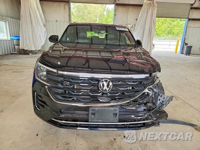 Piąte zdjęcie samochodu w środku: 2024 VOLKSWAGEN ATLAS CROSS SPORT SEL PREMIUM R-LINE VIN:1V2FE2CA9RC220145 - miniatura