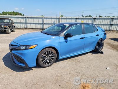2023 TOYOTA CAMRY SE 4T1G11AK7PU096659 - główne zdjęcie licytacji z USA - miniatura