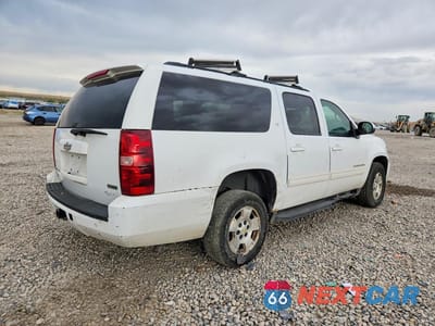 Trzecie zdjęcie samochodu z tyłu: 2011 CHEVROLET SUBURBAN K1500 LT VIN:1GNSKJE36BR139762 - miniatura
