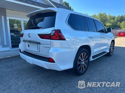 Czwarte zdjęcie samochodu z boku: 2018 LEXUS LX 570 VIN:JTJHY7AX8J4264042 - miniatura