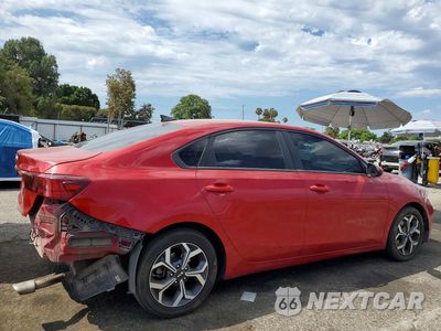 Trzecie zdjęcie samochodu z tyłu: 2019 KIA FORTE LXS VIN:3KPF24AD9KE064822 - miniatura