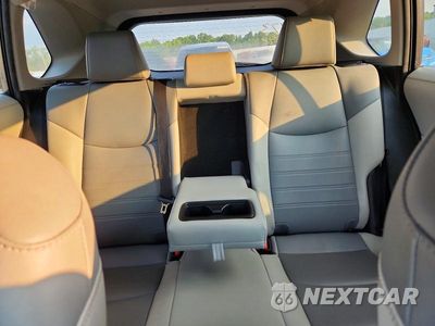 Zdjęcie 10 z 13 samochodu: 2021 TOYOTA RAV4 XLE PREMIUM VIN:2T3C1RFV1MC103173 - miniatura
