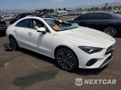 Czwarte zdjęcie samochodu z boku: 2026 MERCEDES-BENZ CLA 250 VIN:W1K5J4GB1TN561449 - miniatura