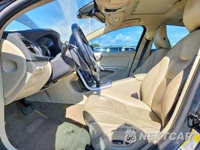 Zdjęcie 7 z 13 samochodu: 2013 VOLVO S60 T5 VIN:YV1612FH1D2202463 - miniatura