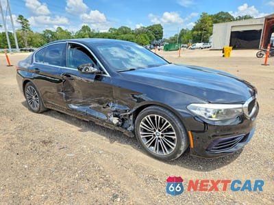 Czwarte zdjęcie samochodu z boku: 2019 BMW 530E VIN:WBAJA9C52KB393372 - miniatura