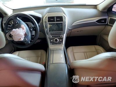 Zdjęcie 8 z 12 samochodu: 2017 LINCOLN MKZ PREMIERE VIN:3LN6L5A95HR645231 - miniatura