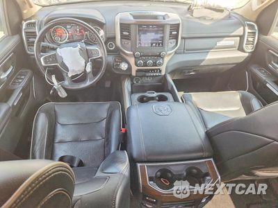 Zdjęcie 8 z 12 samochodu: 2021 RAM 1500 LARAMIE VIN:1C6SRFJT0MN617537 - miniatura