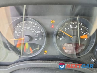 Zdjęcie 9 z 13 samochodu: 2014 JEEP COMPASS SPORT VIN:1C4NJCBA3ED709211 - miniatura