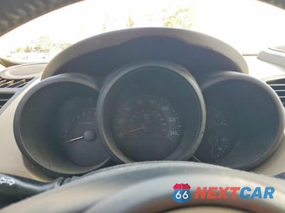Zdjęcie 9 z 13 samochodu: 2010 KIA SOUL + VIN:KNDJT2A21A7030897 - miniatura