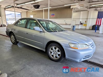 Czwarte zdjęcie samochodu z boku: 2001 HONDA ACCORD EX VIN:JHMCG660X1C010293 - miniatura