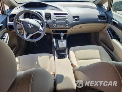 Zdjęcie 8 z 12 samochodu: 2009 HONDA CIVIC LX VIN:19XFA16549E003679 - miniatura