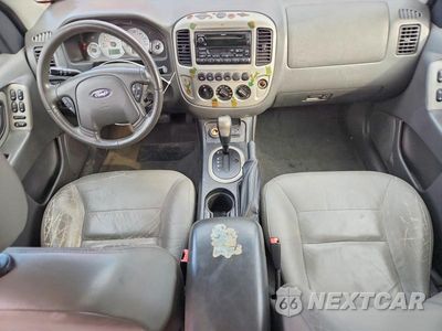 Zdjęcie 8 z 13 samochodu: 2006 FORD ESCAPE HEV VIN:1FMCU95HX6KD36977 - miniatura