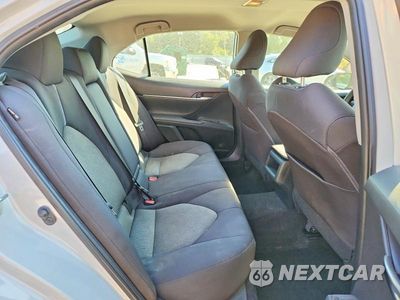 Zdjęcie 10 z 13 samochodu: 2022 TOYOTA CAMRY LE VIN:4T1C11BK8NU049165 - miniatura