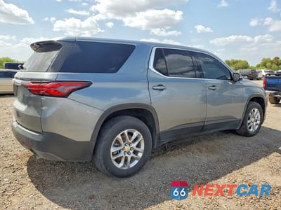 Trzecie zdjęcie samochodu z tyłu: 2023 CHEVROLET TRAVERSE LS VIN:1GNERFKW9PJ135506 - miniatura