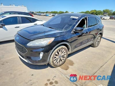 2020 FORD ESCAPE TITANIUM 1FMCU9J94LUB16698 - główne zdjęcie licytacji z USA - miniatura
