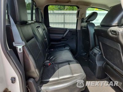 Zdjęcie 10 z 12 samochodu: 2012 NISSAN TITAN SV VIN:1N6BA0EC6CN313955 - miniatura