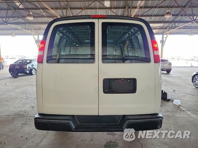 Zdjęcie 6 z 13 samochodu: 2018 CHEVROLET EXPRESS G2500 DELIVERY VAN VIN:1GCWGAFP5J1283779 - miniatura
