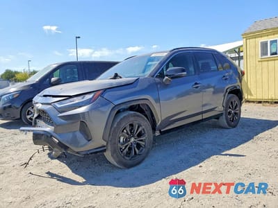 2025 TOYOTA RAV4 SE JTM16RFV5SJ077177 - główne zdjęcie licytacji z USA - miniatura