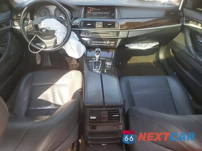 Zdjęcie 8 z 12 samochodu: 2016 BMW 528 XI VIN:WBA5A7C50GG144486 - miniatura