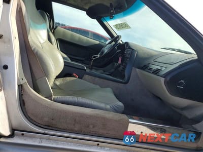 Zdjęcie 10 z 12 samochodu: 1996 CHEVROLET CORVETTE VIN:1G1YY22P5T5106770 - miniatura